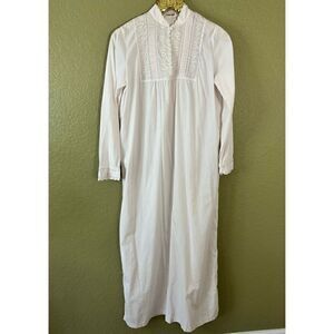 Vintage Barbizon Size M Long Sleeve High Neck Nightgown Ivory Pink Embroidered